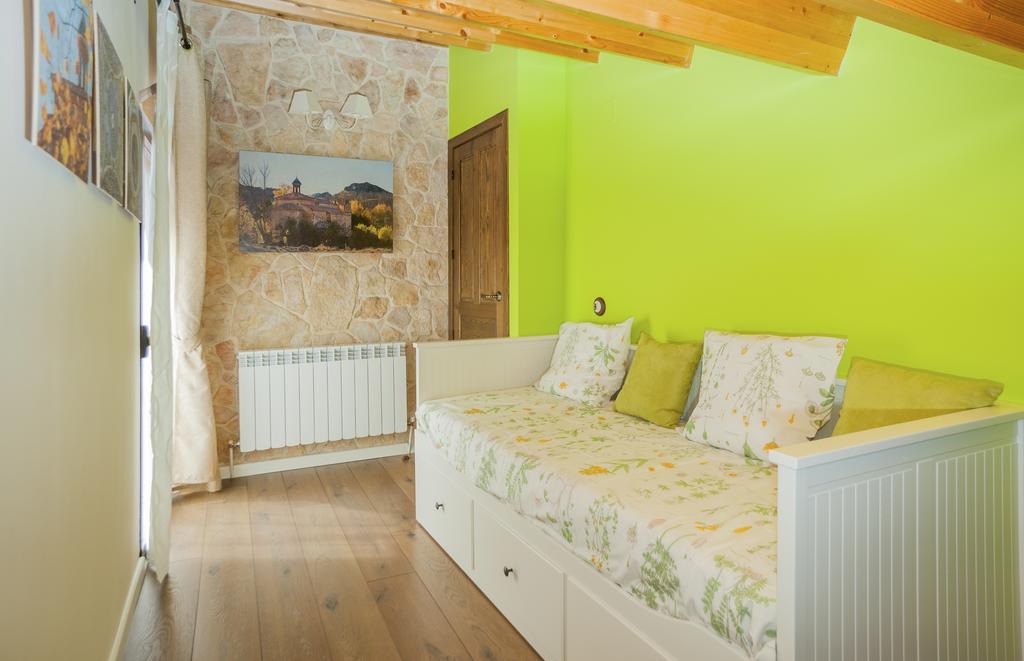 Apartamentos Rurales Millan La Mata de los Olmos Exteriör bild